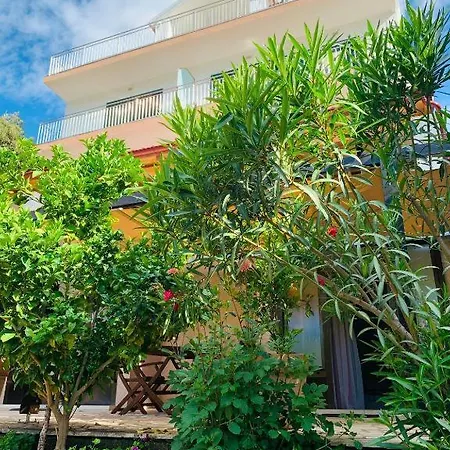 Vala 2 Apartment *